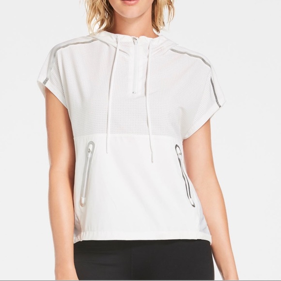 Fabletics Tops - Fabletics hooded short sleeve 1/4 zip